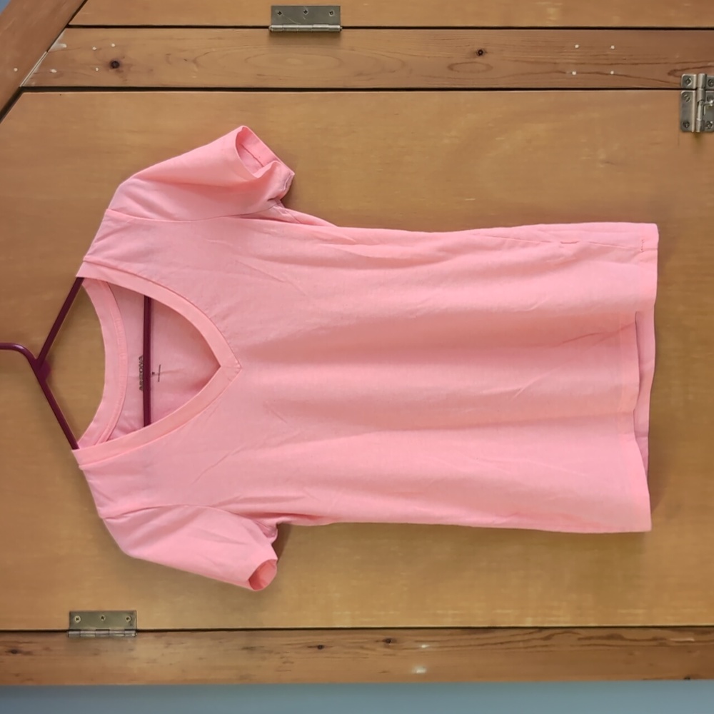 Light weight tshirt